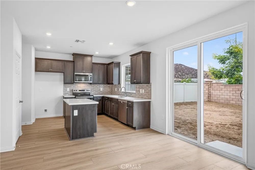 27071 Kodiak Court Menifee, CA 92585
