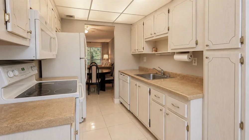 2650 NW 49th Avenue #318 Lauderdale Lakes, FL 33313