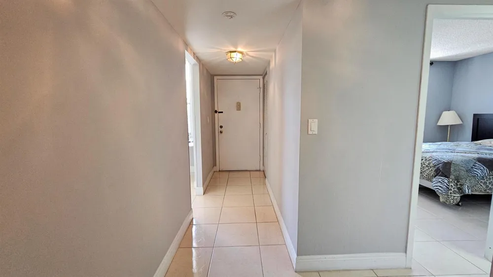 2650 NW 49th Avenue #318 Lauderdale Lakes, FL 33313