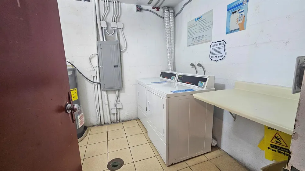 2650 NW 49th Avenue #318 Lauderdale Lakes, FL 33313
