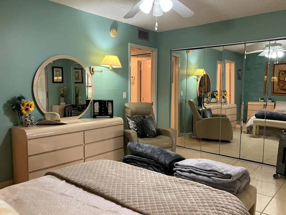 130 Southampton B West Palm Beach, FL 33417