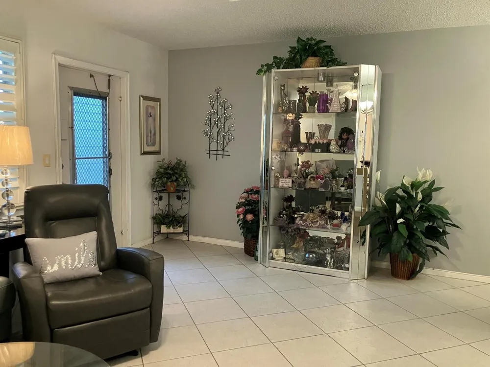 130 Southampton B West Palm Beach, FL 33417