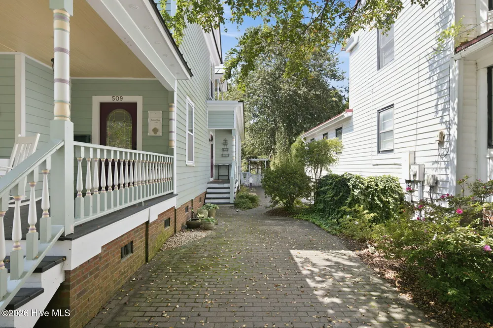 509 Metcalf Street New Bern, NC 28560