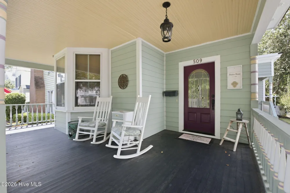 509 Metcalf Street New Bern, NC 28560