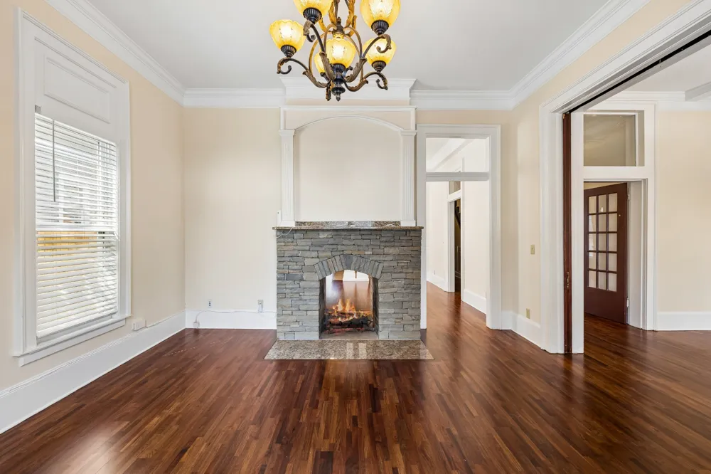 2107 10th Ave S Nashville, TN 37204