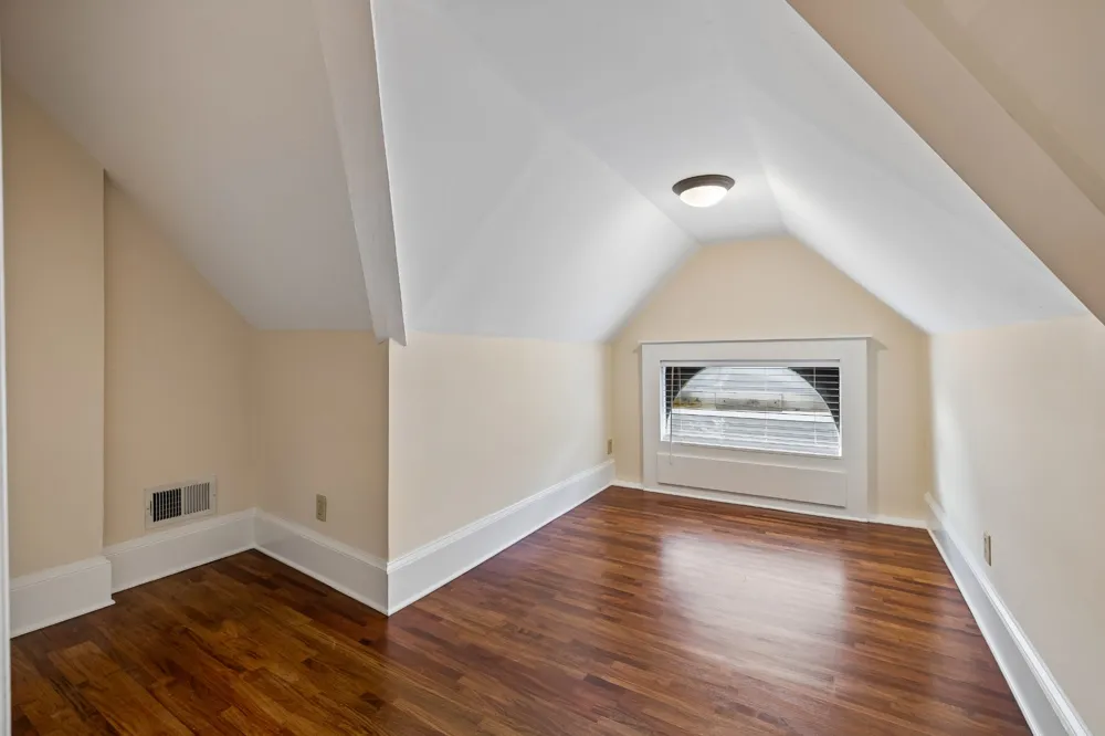 2107 10th Ave S Nashville, TN 37204