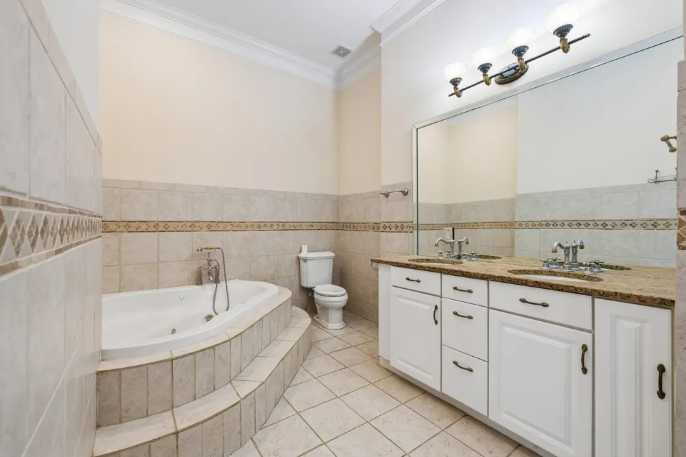 2107 10th Ave S Nashville, TN 37204