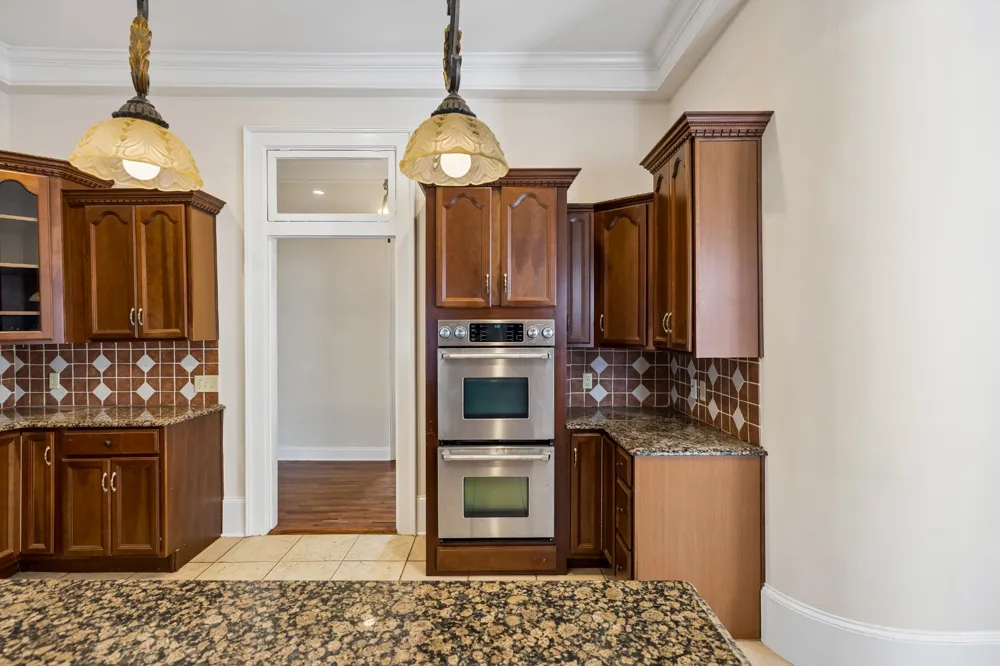 2107 10th Ave S Nashville, TN 37204