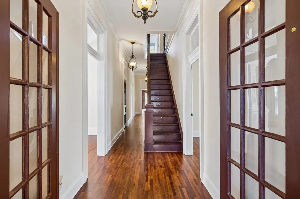 2107 10th Ave S Nashville, TN 37204