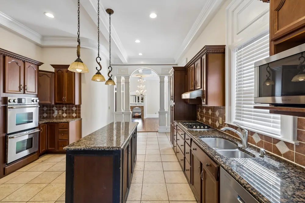 2107 10th Ave S Nashville, TN 37204