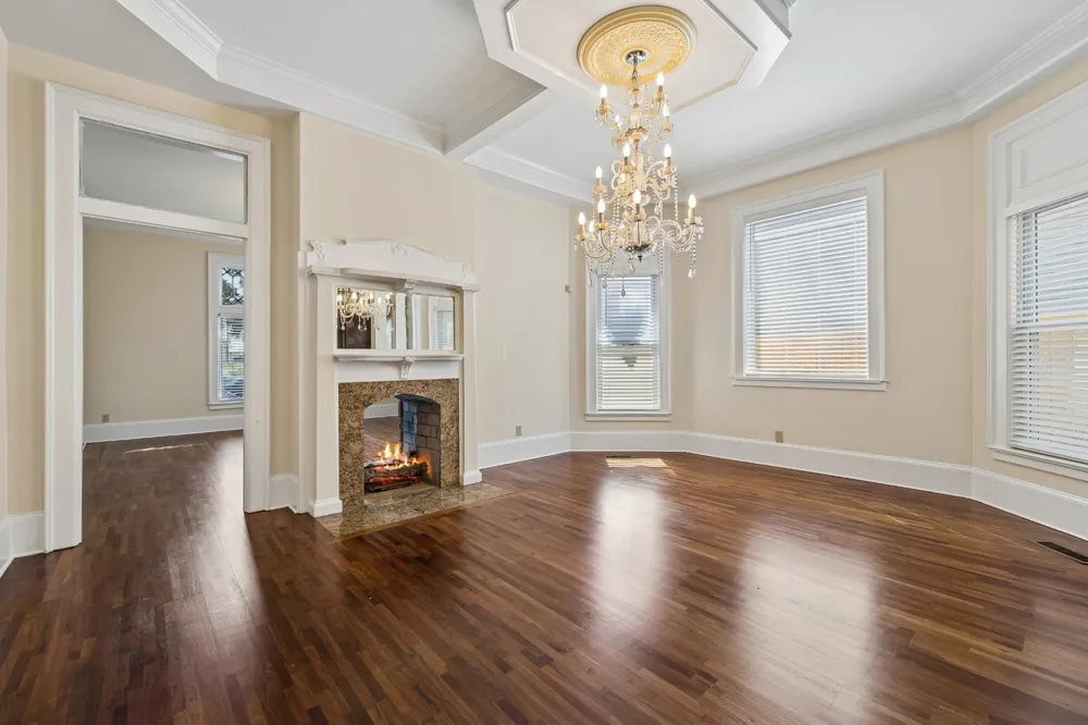 2107 10th Ave S Nashville, TN 37204