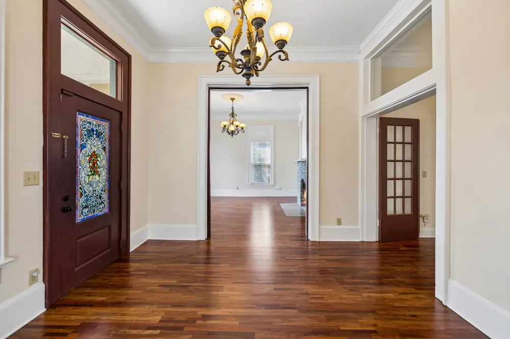 2107 10th Ave S Nashville, TN 37204