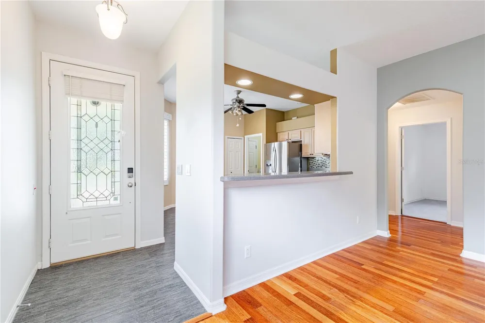 5370 INDIAN OCEAN LOOP LOOP Tavares, FL 32778