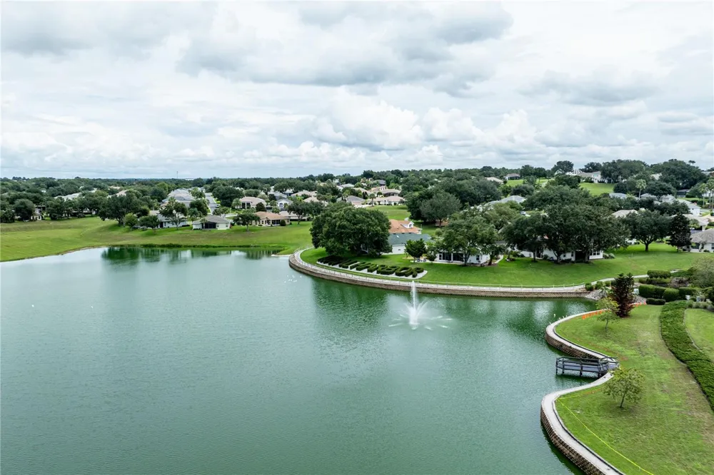5370 INDIAN OCEAN LOOP LOOP Tavares, FL 32778