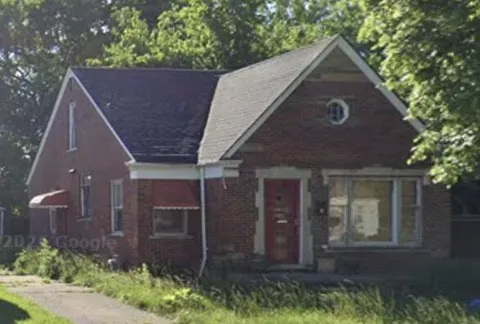 19700 Saint Louis Street