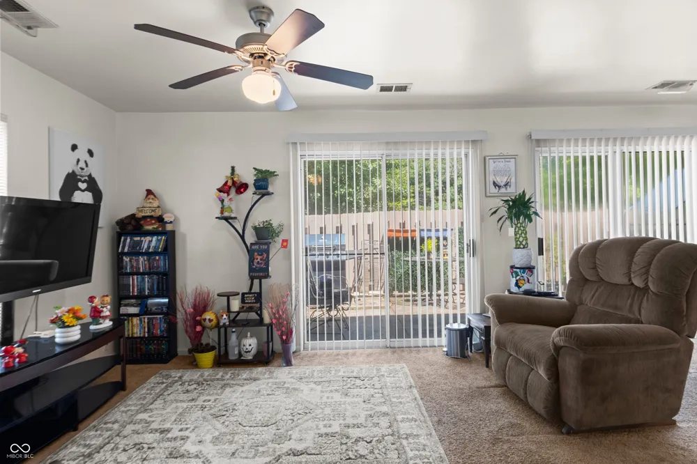 8283 Hewlet Drive #F Indianapolis, IN 46268