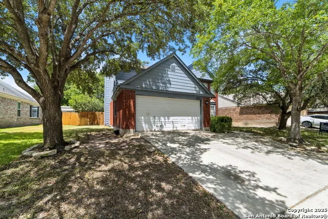 10315 MUSTANG RIDGE RD Converse, TX 78109