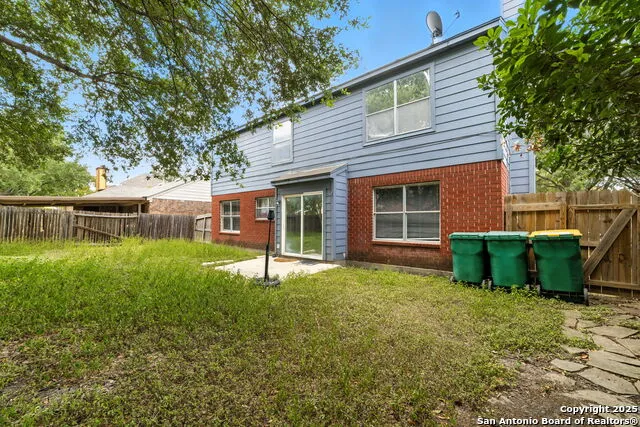 10315 MUSTANG RIDGE RD Converse, TX 78109