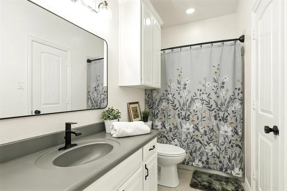 381 Creek Bend Drive Aledo, TX 76008