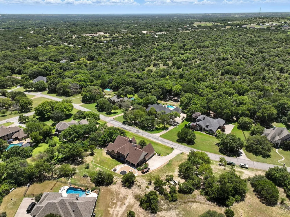 381 Creek Bend Drive Aledo, TX 76008