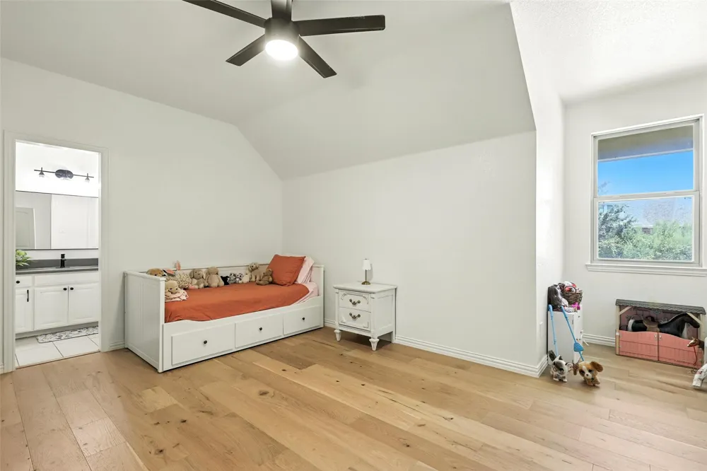 381 Creek Bend Drive Aledo, TX 76008