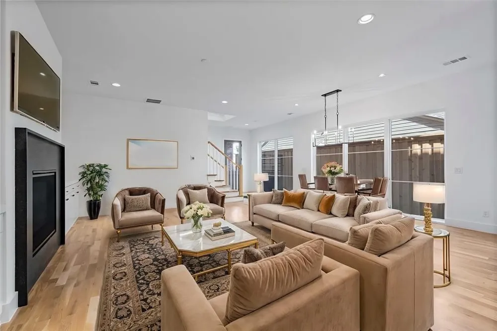 5836 Martel Avenue Dallas, TX 75206