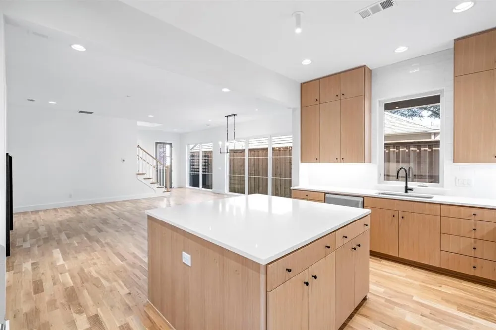 5836 Martel Avenue Dallas, TX 75206
