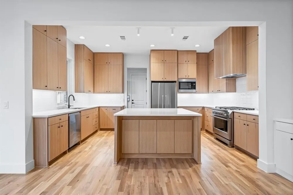 5836 Martel Avenue Dallas, TX 75206