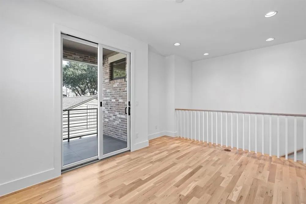5836 Martel Avenue Dallas, TX 75206