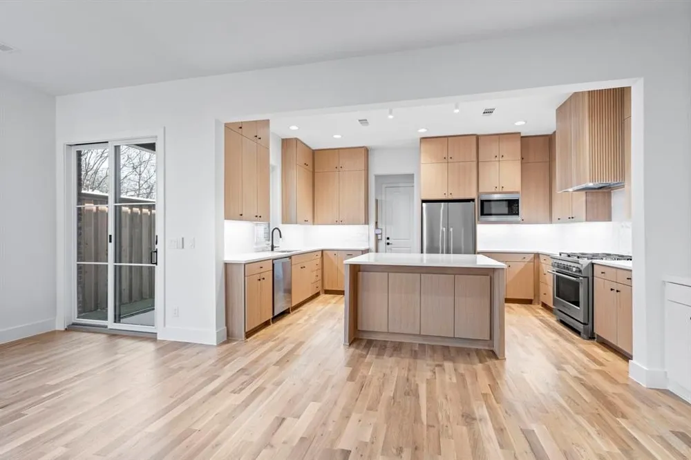 5836 Martel Avenue Dallas, TX 75206
