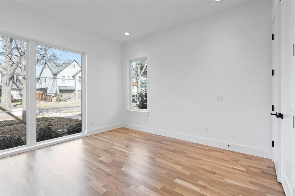5836 Martel Avenue Dallas, TX 75206