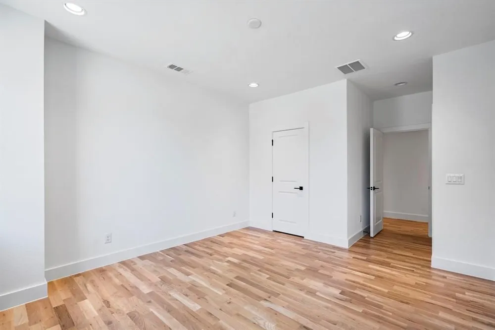 5836 Martel Avenue Dallas, TX 75206