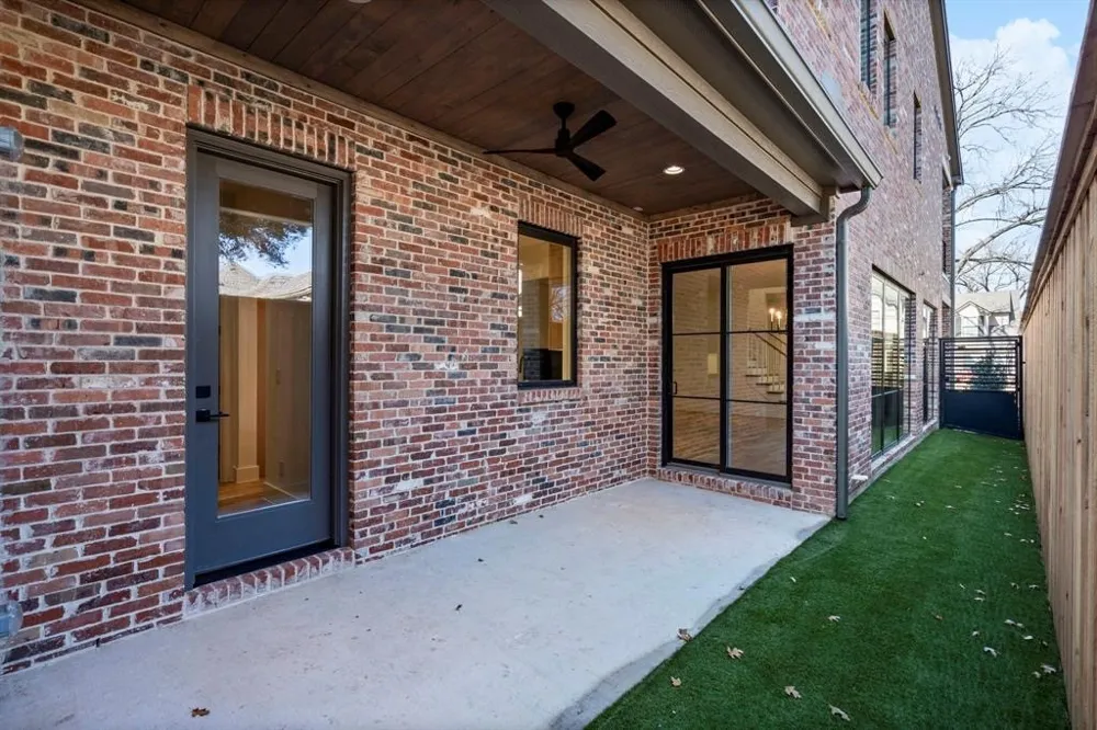 5836 Martel Avenue Dallas, TX 75206