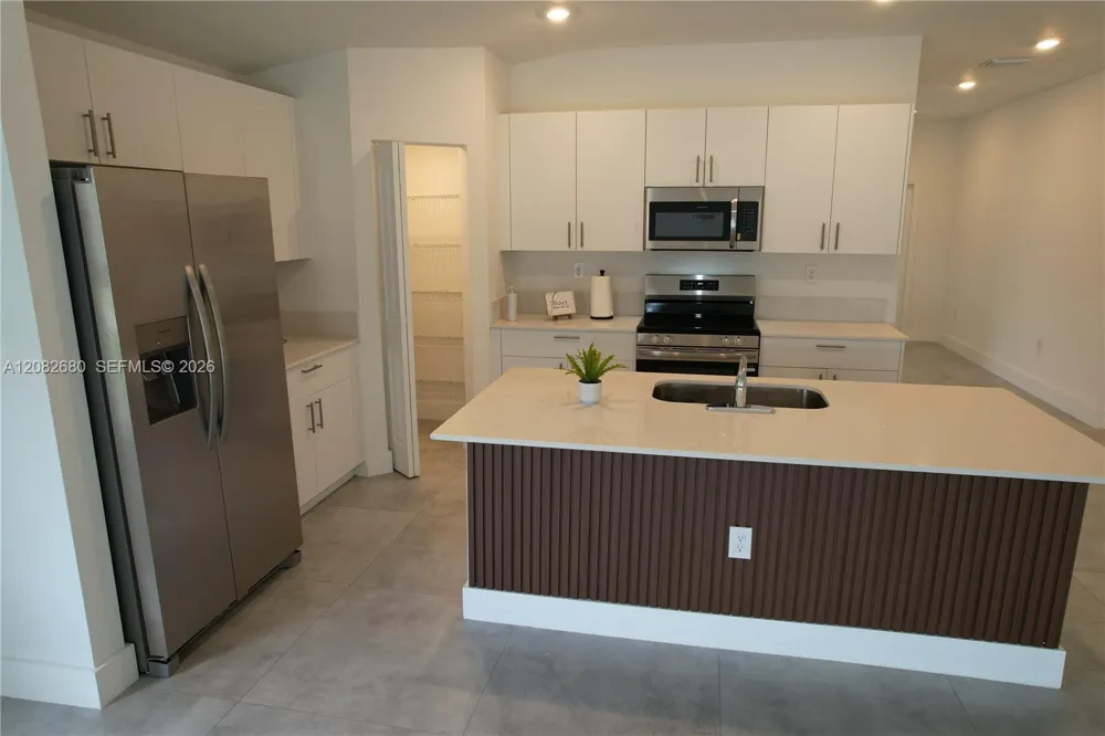 17501 SW 285th St Homestead, FL 33030