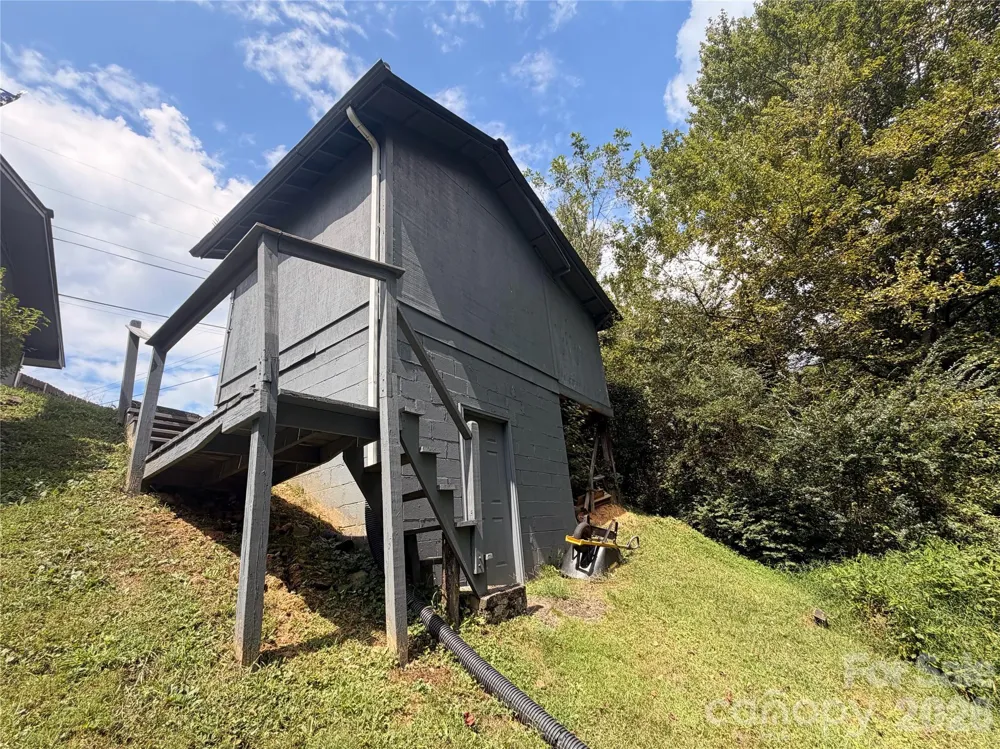 139 Ridge Drive Waynesville, NC 28785