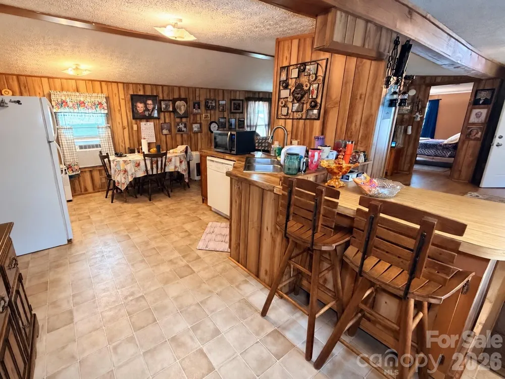 139 Ridge Drive Waynesville, NC 28785