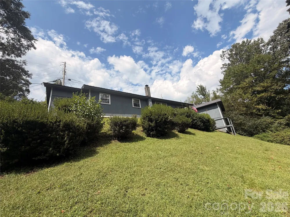 139 Ridge Drive Waynesville, NC 28785