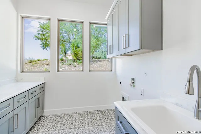 359 MUSE DR Spring Branch, TX 78070