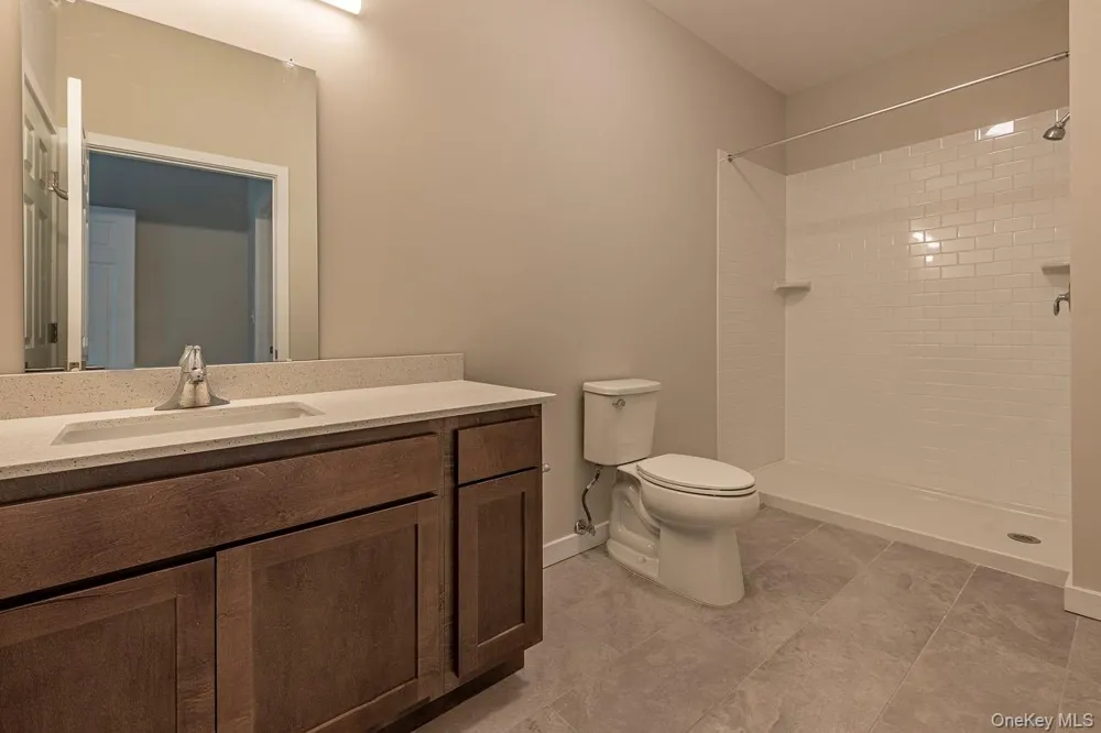 87 Chestnut Street #103 New Paltz, NY 12561
