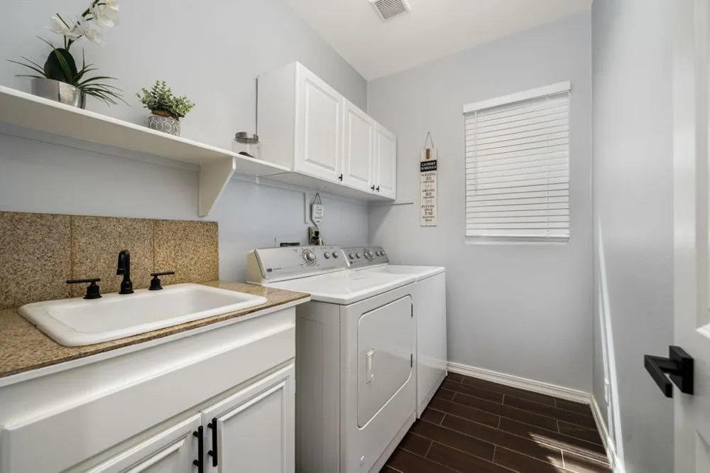 48939 Camino Cortez Coachella, CA 92236