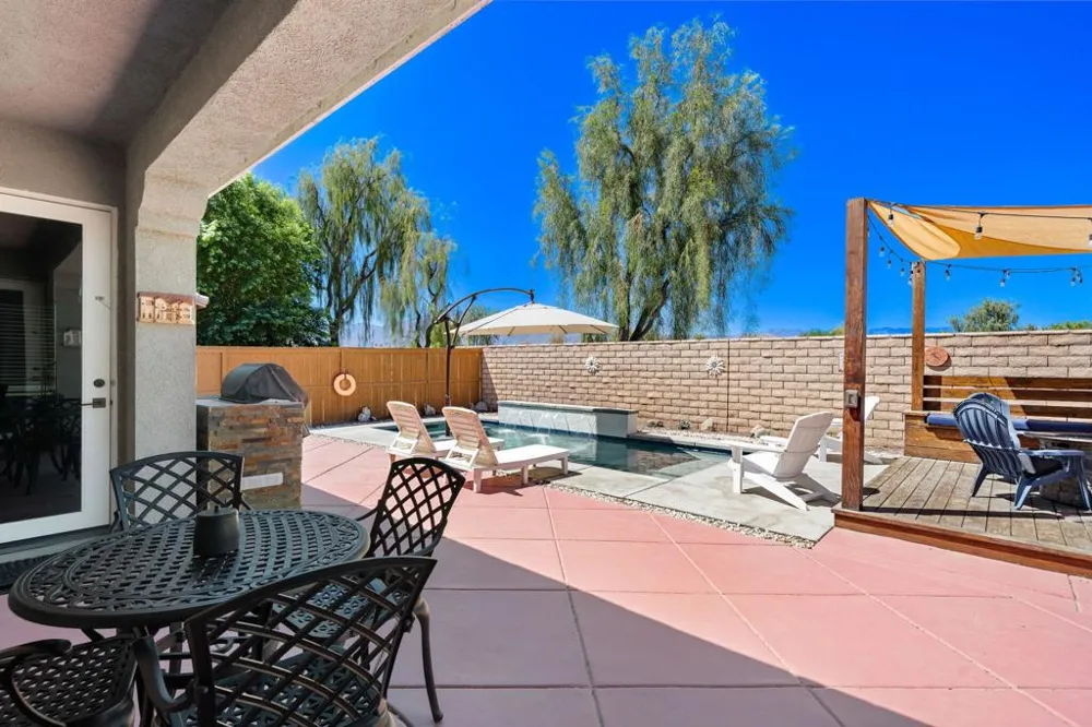 48939 Camino Cortez Coachella, CA 92236