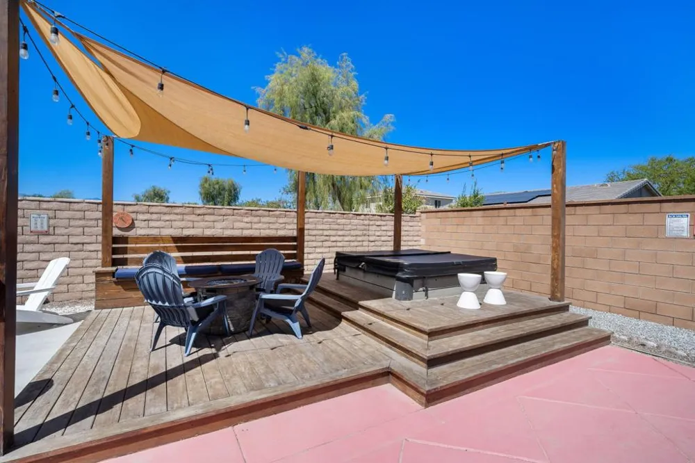 48939 Camino Cortez Coachella, CA 92236