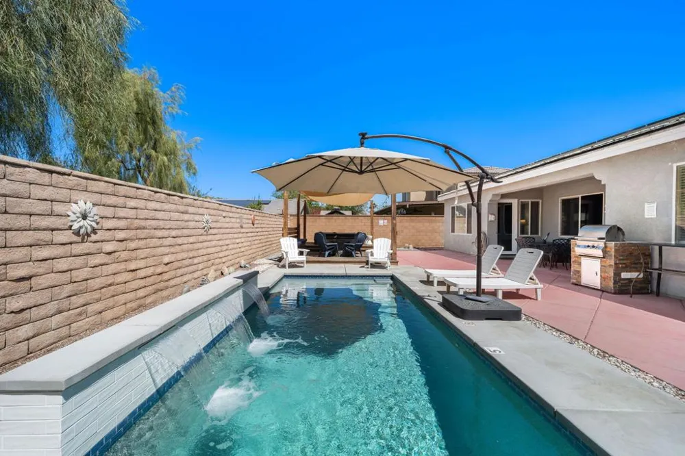 48939 Camino Cortez Coachella, CA 92236