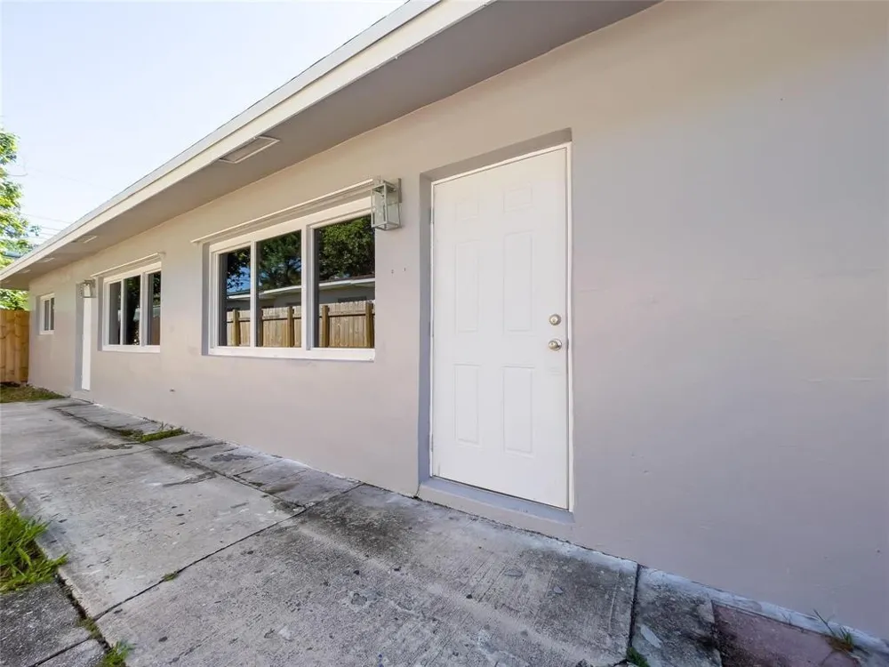 831 SW 7TH STREET Pompano Beach, FL 33060