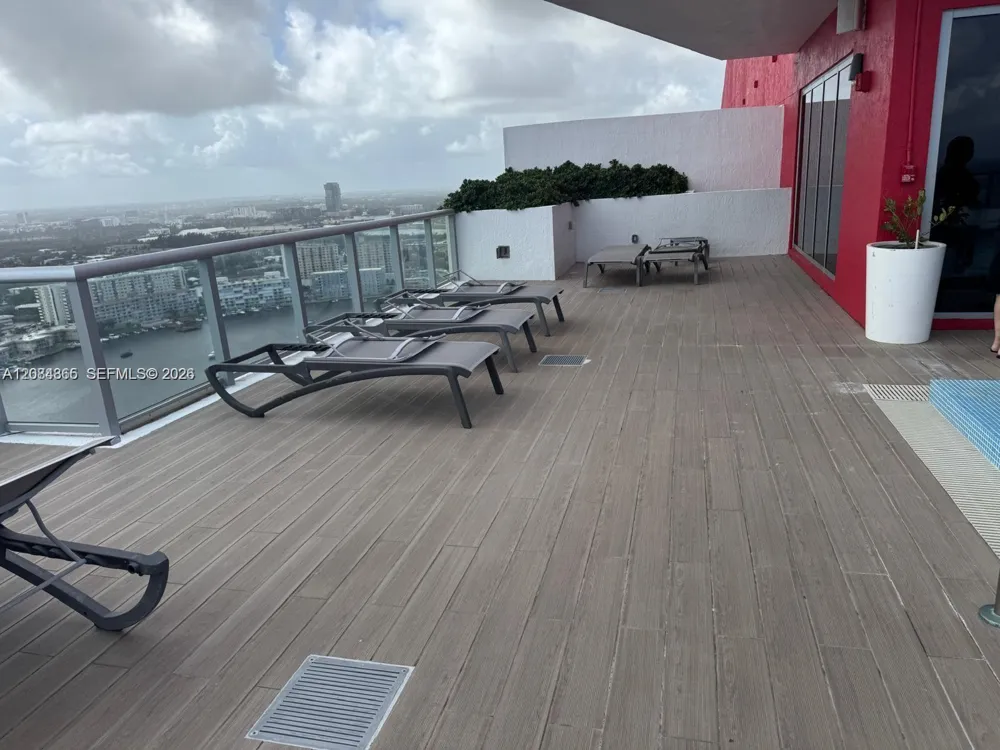 2602 E Hallandale Beach Blvd #R2105 Hallandale Beach, FL 33009
