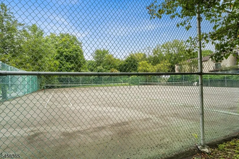 209 Spruce Hills Dr Glen Gardner, NJ 08826