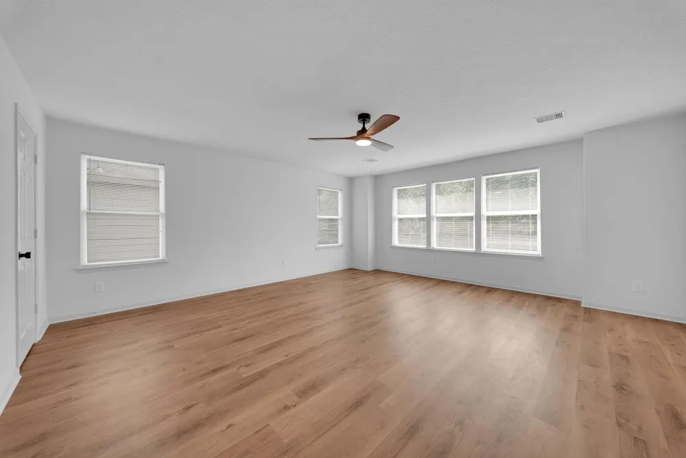 4322 Lake Cypress Circle Houston, TX 77068