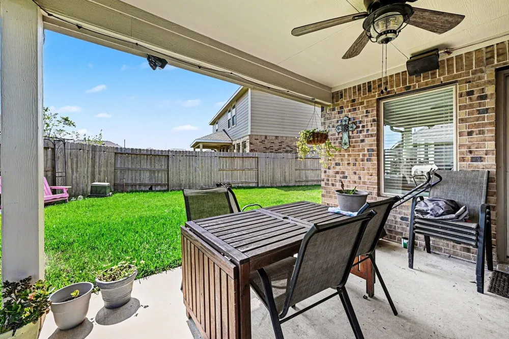 2916 Eden Lake Lane Katy, TX 77493