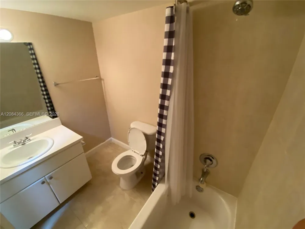 4154 NW 79th Ave #2C Doral, FL 33166
