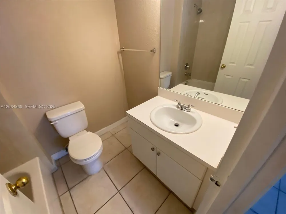 4154 NW 79th Ave #2C Doral, FL 33166